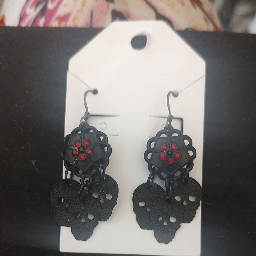 Gothic Black and Red Filigree Dangle Earrings